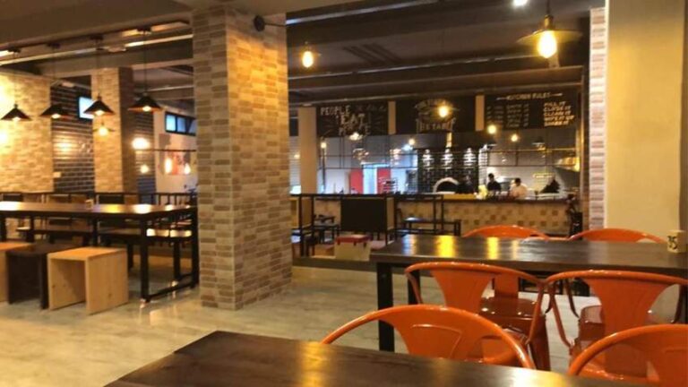 HotSpot DZ — Interior